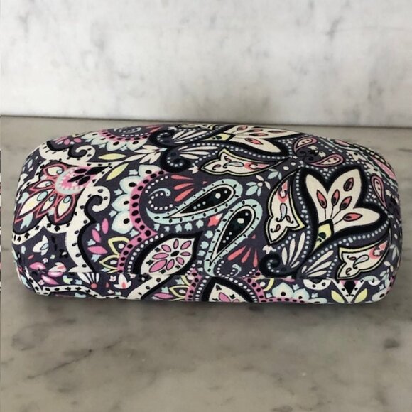 VERA BRADLEY Hard Shell Eyeglass Clamshell Case BonBon Medallion Print - Picture 1 of 12